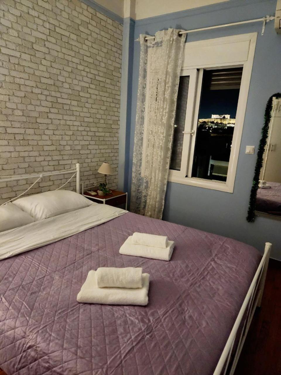 Apartment Cozy With Acropolis View