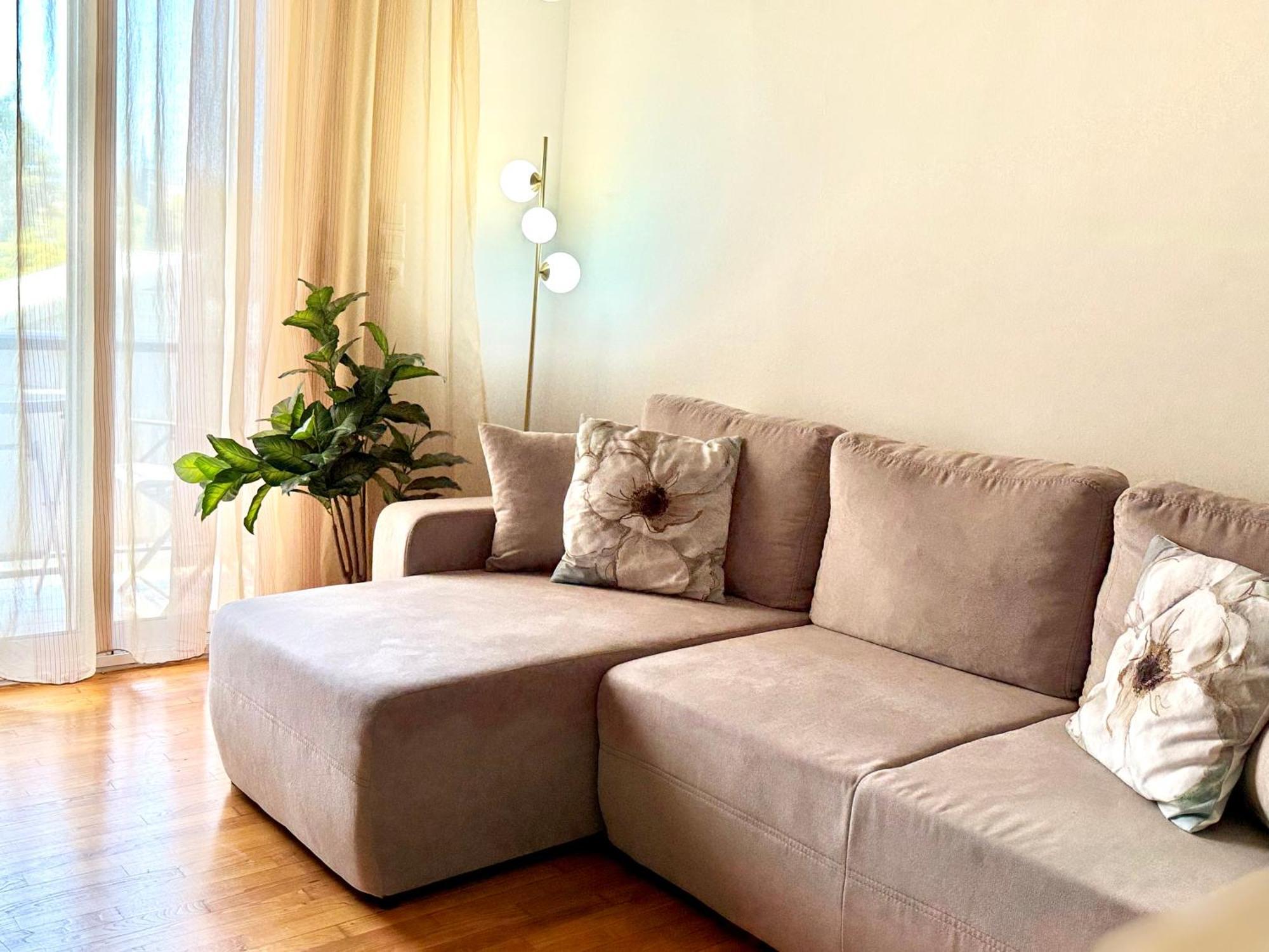 Cozy With Acropolis View Apartment *